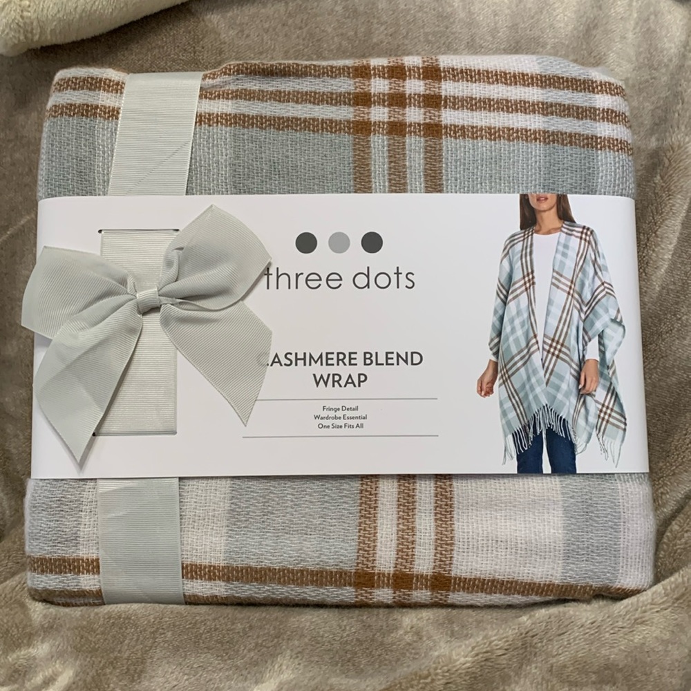Three dots wrap